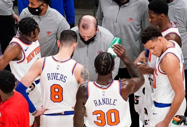 九游-胜率过半迎接全明星 半程最大惊喜球队非他们莫属